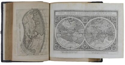 Cl(audius). -Geographiae universae tum veteris